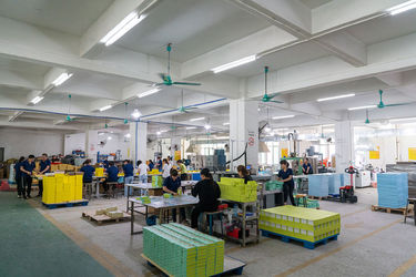 GUANGDONG YUHUA PLAYING CARDS CO.,LTD. প্রস্তুতকারকের উৎপাদন লাইন